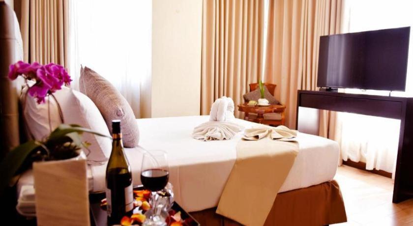 Aura One Hotel 碧瑶 外观 照片
